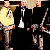 Music Shakers
